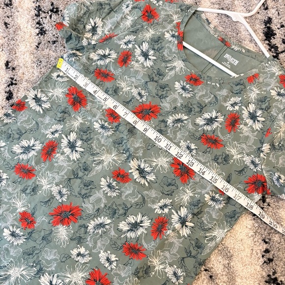 Duluth Trading Floral Print Green T-Shirt Medium - Picture 6 of 7